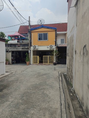 ขาย ทาวน์เฮ้าส์นวมินทร์74 แยก1-1 ซอยเลยแม็กซ์แวลูมานิดเดียว