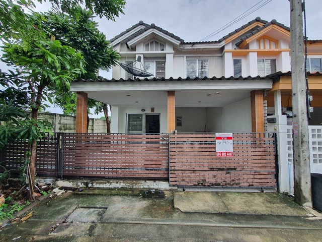 ทาวน์เฮ้าส์ บ้านพฤกษา 71 กรุงเทพฯ-ปทุมธานี 3 นอน 2 ปทุมธานี