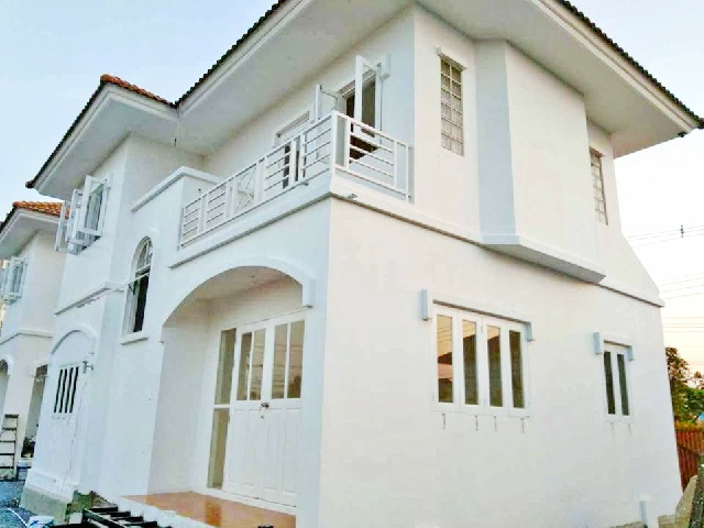 กาญจนาภิเษก 5.44 กม. เซนทรัล พระราม2 10กม. 4นอน ให้เช่าคฤหาสน์