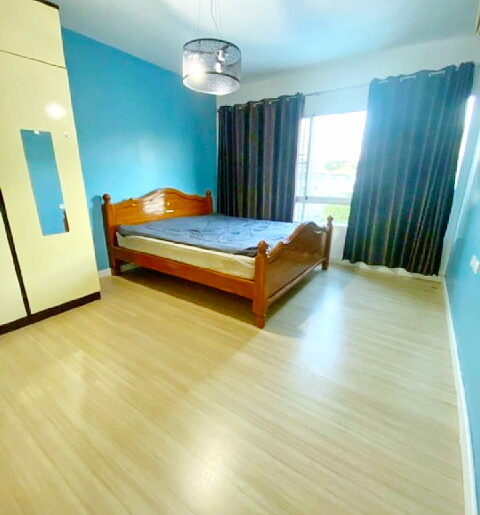 รร.สารสาสน์ประชาอุทิศ 500 ม.ตลาดประชาอุทิศ 90 800ม. ทาวน์โฮม 2 ชั