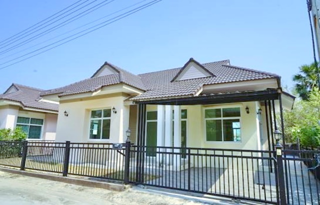 หลวงพ่อปากแดง แม็คโคร นครนายก 300ม. 68ตรว. 3นอน ให้เช่า บ้านเดี่ย