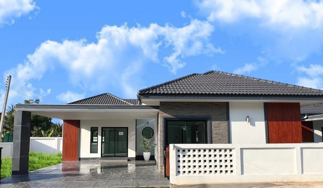 ขาย 2.99 ล้าน 60 ตรว. บ้านสร้างใหม่ สันกำแพง สไตล์โมเดิร์น-ปั้นหย