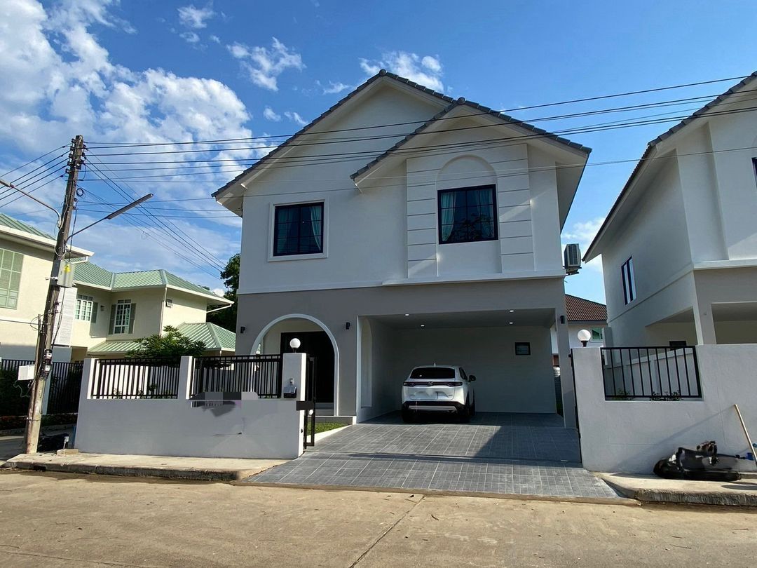 บ้านใหม่ให้เช่า 40,000 บาท หางดง เฟอร์ครบ พร้อมอยู่ ไม่รับสัตว์เล