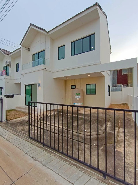 ปตท. อีสเทิร์นซีบอร์ด ทาวน์เฮาส์ใหม่ 2ชั้น โลตัส บ่อวิน Makro 4กม