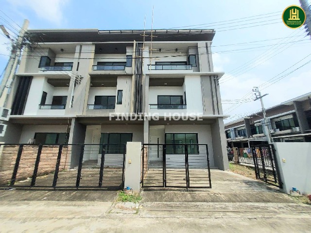 ขายทาวน์โฮม ดิ แอมเบียนซ์ พหลโยธิน – สายไหม 53