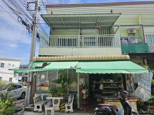 สยามนิเวศน์3 (ซ.กระทิงแดง)ทาวน์เฮ้าส์หลังมุม เส้นเมนหลัก ซ.9