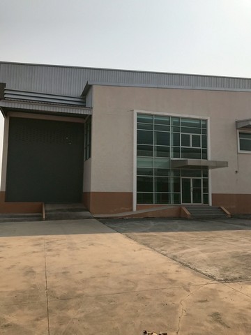 มีขนาด1,850 ตารางเมตร กว้าง 24 x 68 เมตรและ 3,700 ตารางเมตร