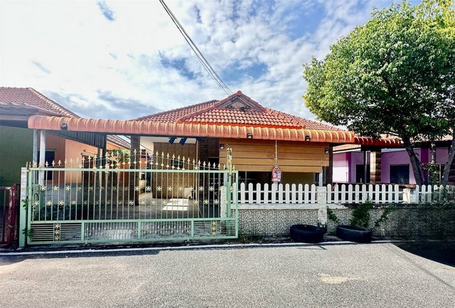 บ้านดี่ยวชั้นเดี่ยวมือสอง-อมตะนครชลบุรีใกล้อมตะนคร ต่ำกว่าราคาประ