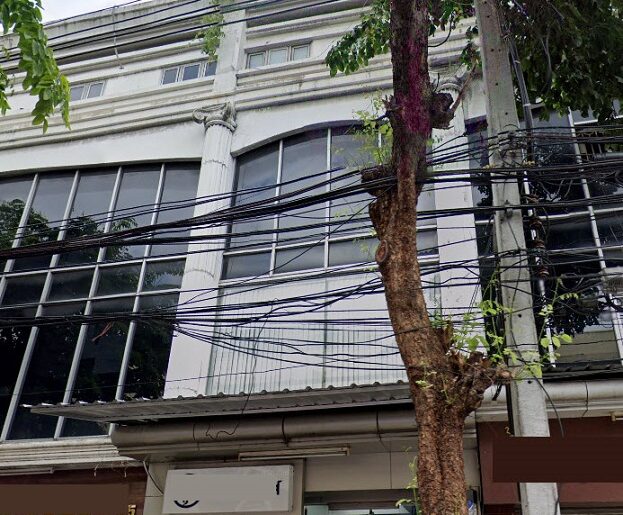 ติดถนนใหญ่ ตลาดสำเพ็ง 700 ม. ให้เช่าอาคารพาณิชย์ 4 ชั้น 20 ตร.วา.