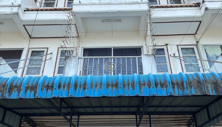 ขายตึกแถว 3 ชั้น ทำเลค้าขาย เมืองชลบุรี ซอยฑีฆามารค ใกล้