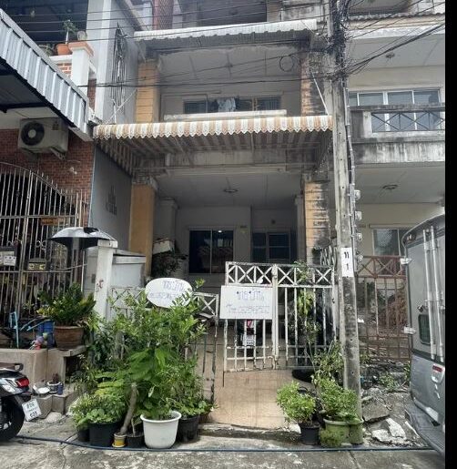ขาย ทาวน์โฮม 3 ชั้น หมู่บ้านสินทรัพย์นครการ์เด้น บางแค กรุงเทพฯ