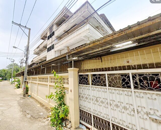 MRTภาษีเจริญ. ให้เช่า โกดัง 1 จรัญฯ ม.สยาม 2.4 กม.บางแวก59-65