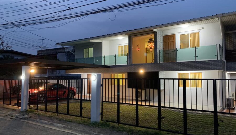 ให้เช่า บ้านเดี่ยว เสนานิคม โชคชัย 4 ออกเลียบด่วนได้