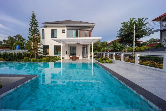 ขายพูลวิลล่า พัทยา ขาย pool villa พัทยา ชลบุรี ขายบ้านพูลวิลล่า