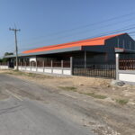 โชว์รูมสินค้าสร้างใหม่พื้นที่ 7 ไร่ 1 งาน67ตารางวาอยู่อำเภอลาดบัว