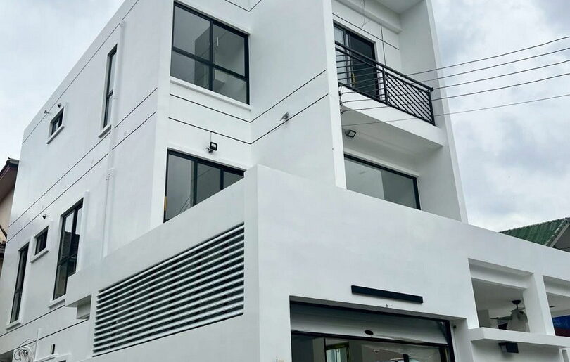 บ้านเดี่ยวสร้างใหม่ 3 ชั้น310 ตร.ม. | 5 ห้องนอน Town in Town