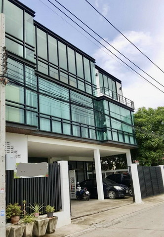 โกดังอาคารสำนักงาน โพธิ์แก้ว 500ตร.ม. ลาดพร้าว101