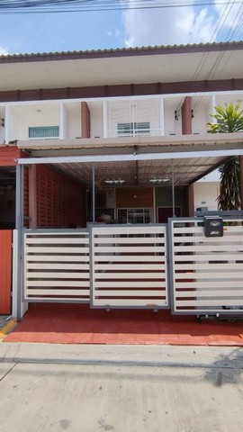 หมู่บ้านงามเจริญ 15 บ้านทาวน์โฮม หนองปลาไหล