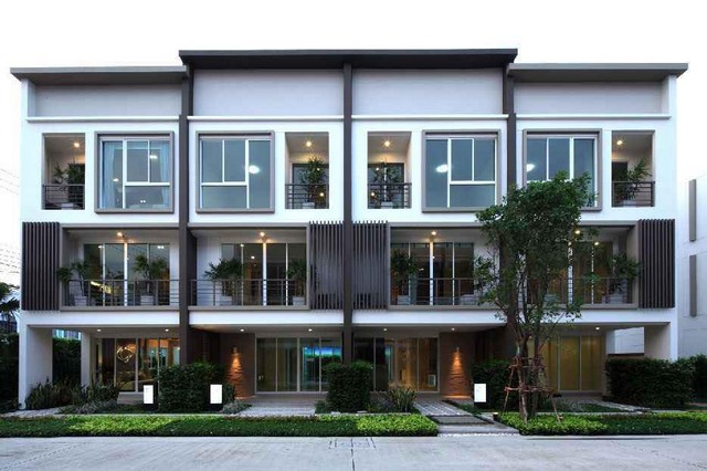 ให้เช่าทาวน์โฮม 3 ชั้น โครงการLPN Lumpini Town Residence Ladprao
