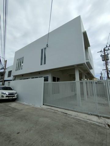 ขายบ้านเดี่ยว 2 ชั้น 40 ตร.ว. ย่านสุทธิสาร ห้วยขวาง ใกล้ MRTสุทธิ
