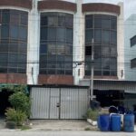 ลให้เช่าอาคารพาณิชย์ 3.5 ชั้น ใกล้ตลาดไท ถนนพหลโยธิน คลองหลวง ปทุ