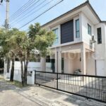 ลดแรงกว่านี้ไม่มีอีกแล้ว บ้านแฝด ธนาฮาบิแทต ราชพฤกษ์ – สิรินธร