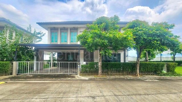 บ้านเดี่ยว เสนาวิลเลจ วงแหวน – บางบัวทอง บ้านสวย พร้อมอยู่