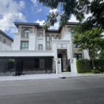Luxury single-family house for rent at Cinq Royal, Krungthep Kree