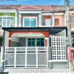 ขายบ้านทาวน์เฮาส์ 2 ชั้น ม.แสงทองการเด้นท์ บางพระ ศรีราชา ชลบุรี
