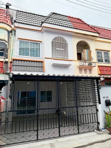 บ้านทาวน์เฮาส์ อ่างศิลา ใกล้ศาลเจ้านาจา วัดอ่างศิลา โรงบาลเอกชล 2