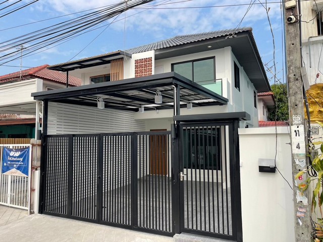 ขายบ้านแฝด/ทาวน์โฮม 2 ชั้น หมู่บ้านพระปิ่น 4 เพชรเกษม 81