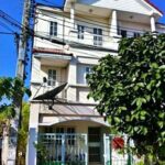 ทาวน์เฮาส์ 3 ซีคอนสแควร์ MRT สวนหลวง ร.9 1.2 กม.ศรีนครินทร์ 500ม