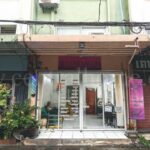 อาคารพาณิชย์ 3 ชั้นครึ่ง ติดรถไฟฟ้า MRT สถานีลาดพร้าว 101