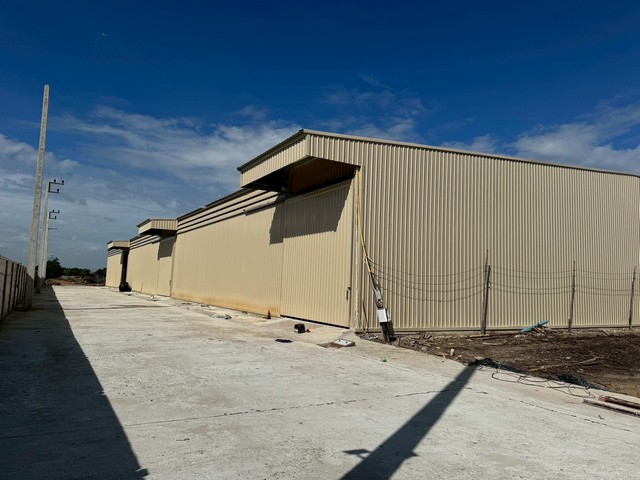 -อาคารกว้าง 25 เมตร ยาว 35 เมตร ต่อหลังมีขนาดพื้นที่ใช้สอย 875