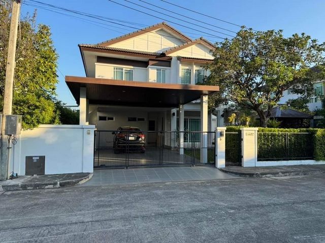 สีวลี เลควิว แม่เหียะ ลดราคาขาย 12.9 ล้าน เฟอร์ครบ พร้อมเข้าอยู่ไ