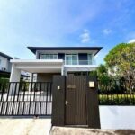 บ้านหลังใหญ่ 2 ชั้น วิวทะเลสาบ โครงการ มัณฑนา ซีรีนเลค แม่เหียะ