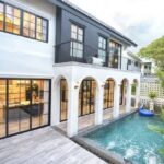 พูลวิลล่าสวย รีโนเวทใหม่ สไตล์อิงริช คอลเกรท หลังตลาดแม่เหียะ