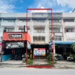 ลดราคาด่วน อาคารพาณิชย์ 3.5 ชั้น วัดชลอ ติดถนนบางกรวย – ไทรน้อย
