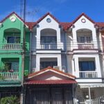 ทาวน์เฮ้าส์ 3 ชั้นราคาถูกพร้อมเฟอร์นิเจอร์เข้าอยู่ได้เลย ซอยสายไห