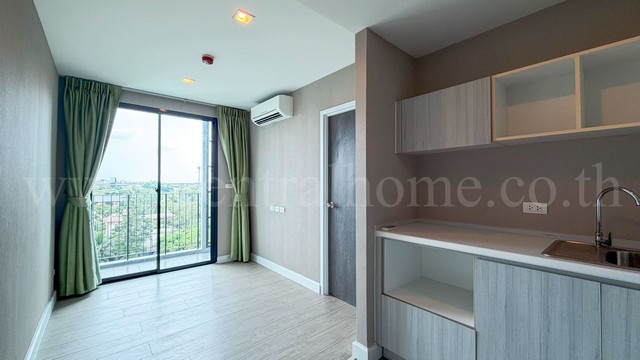 คอนโด Luxury เมโทร ลักซ์ ริเวอร์ฟร้อนท์ รัตนาธิเบศร์