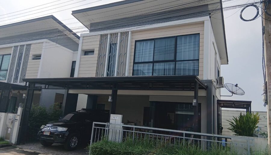 ขายบ้านแฝด (หลังเดี่ยว) 2 ชั้น สไตล์อบอุ่น โครงการหมู่บ้านอีโคเฮ