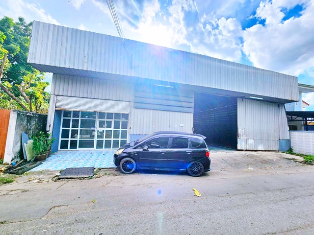 ให้เช่าโกดัง พร้อมออฟฟิศ 2 ชั้น 400 ตร.ม.ลด25% เสรีไทย 31-45