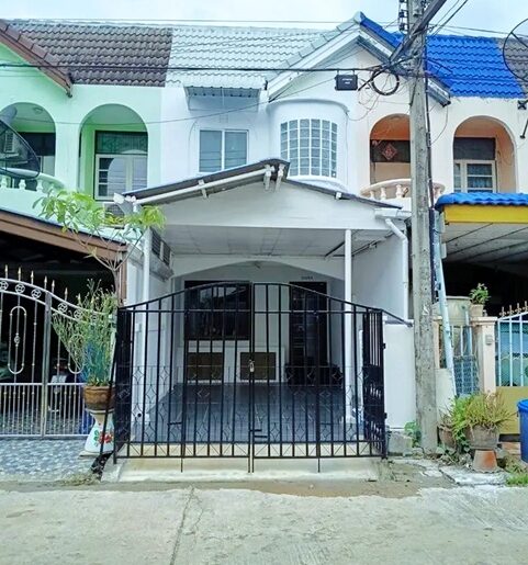 ทาวเฮ้าส์ 2 ชั้น ม.รังสิต 2.2 กม. หลักหก โลตัส นาวงศ์ ดอนเมือง 60