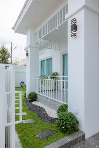 ขายบ้านเดี่ยวหลังมุม พร้อมเข้าอยู่ ขนาดพื้นที่ 52 ตรว. หลังมุม