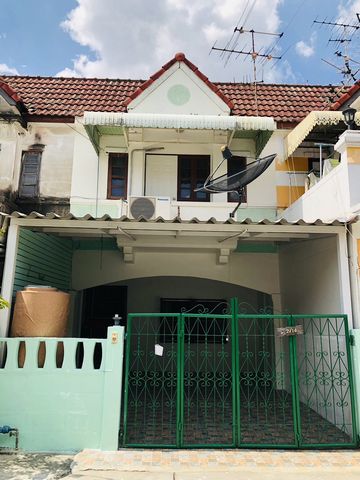 ขายทาวน์เฮ้าส์ 2 ชั้น 18.8 ตร.วา หมู่บ้านเย็นสุข กรุงเทพ