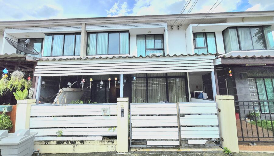 ขายทาวโฮม 2 ชั้น หมู่บ้านเดอะวิลล่า รามคำแหง-สุวรรณภูมิ กรุงเทพมห