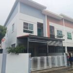 ทาวน์โฮมสองชั้น แปลงหัวมุม รีโนเวทใหม่ทั้งหลัง