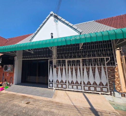 ทาวเฮาส์ชั้นเดียว 23​ ตารางวา​ 3​ ห้องนอน​ 2​ ห้องน้ำ พร้อมเฟอร์