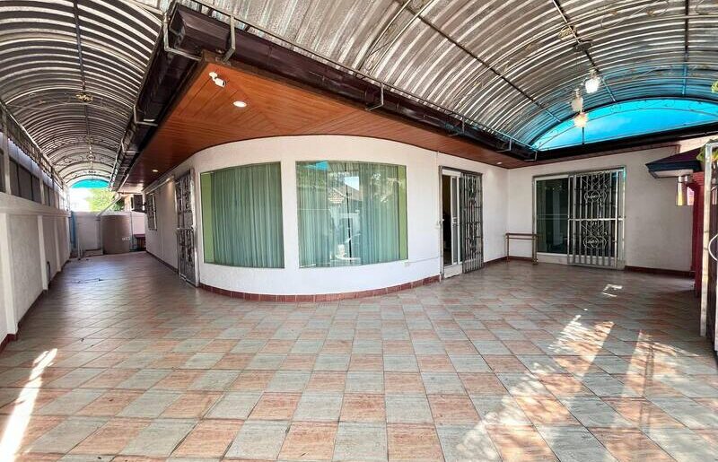 ขายบ้านเดี่ยวพร้อมอยู่ หมู่บ้าน SIAM EXECUTIVE ESTATE