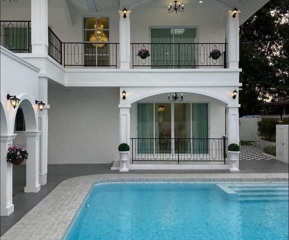 บ้านพูลวิลล่าพัทยาใกล้ Terminal 21 Pattaya